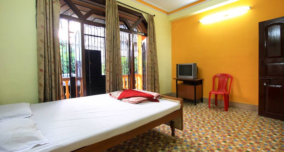 Aurora Guest House, Kolkata 5